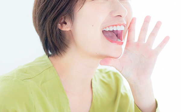 理想の色と形を再現！院内技工士によるセラミック治療の強み